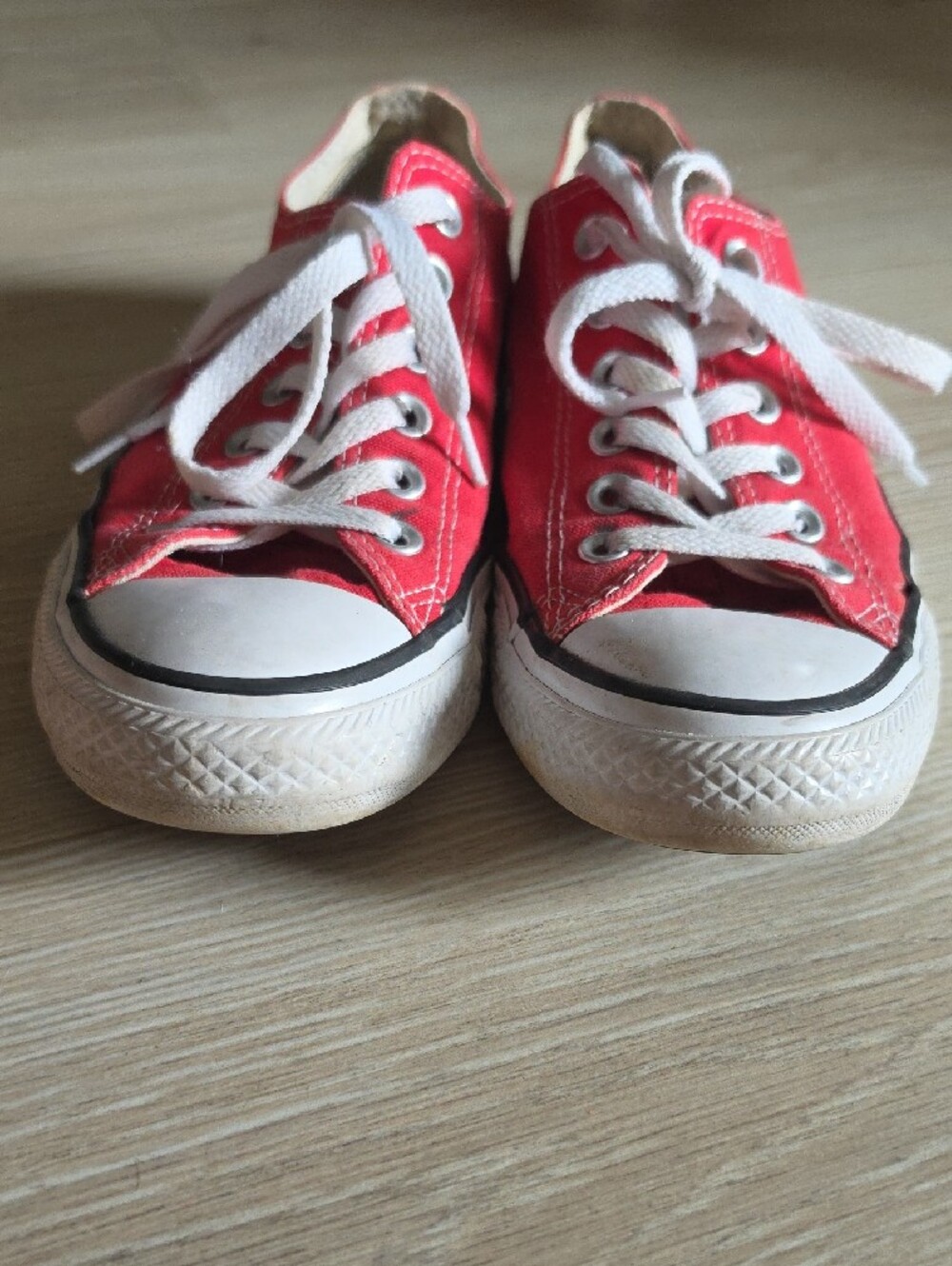 Converse Red Low-Top Canvas Sneakers with White Accents - Picture 4 of 10